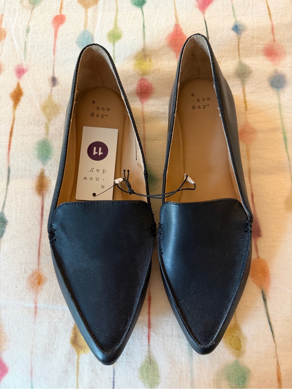 NWT point black loafers